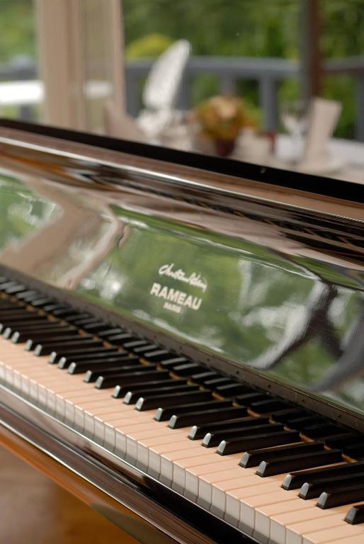 فندق Martin'S Manoir جنفال المظهر الخارجي الصورة